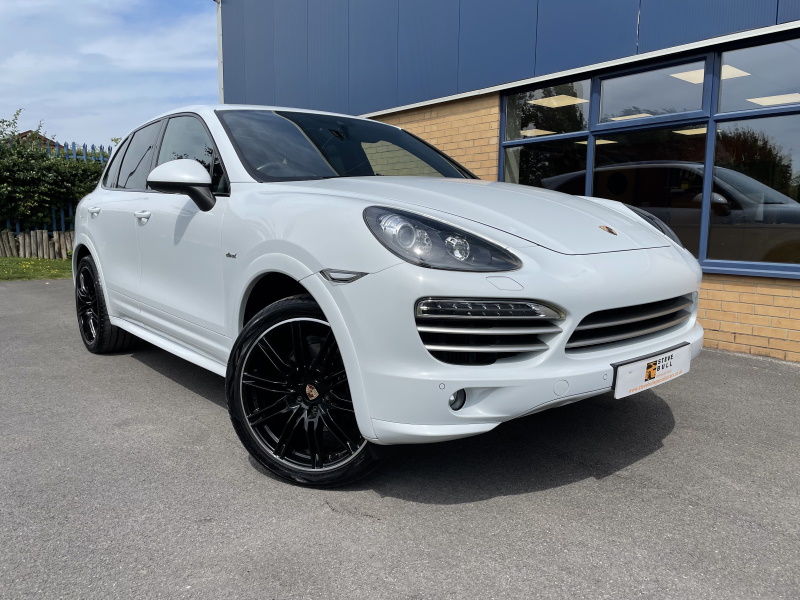 Porsche Cayenne 3.0D Platinum Edition | Steve Bull Specialist Cars